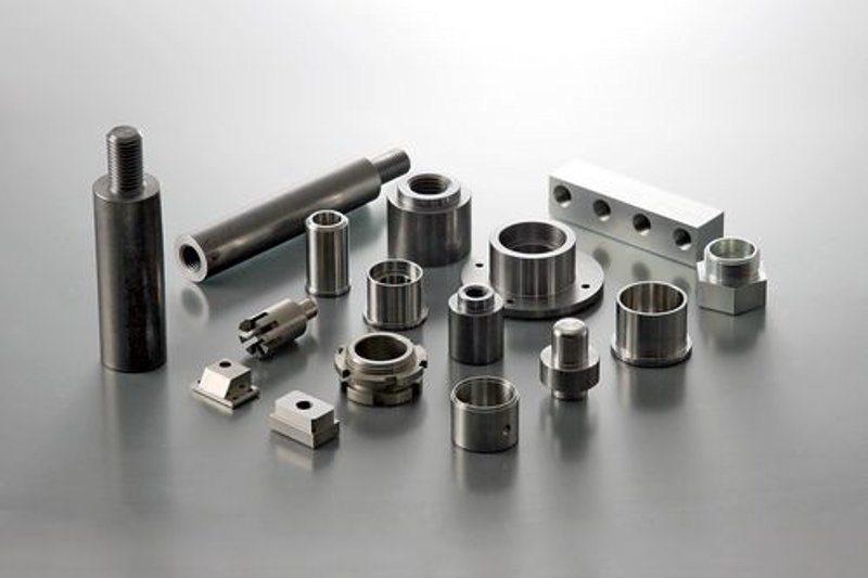 选择合适的新泰机电设备，为您的工厂添砖加瓦